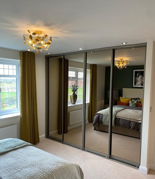 Fitted Mirrored Wardrobes